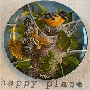 Knowles Decorative Plate with Yellow and Black Orioles